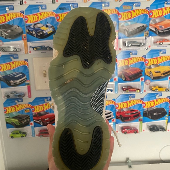 Jordan 11 Retro Legend blue GS - Picture 6 of 7